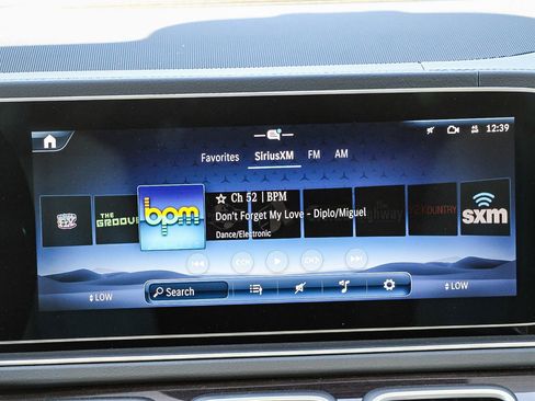 New 2026 Mercedes-Benz GLS 580 4MATIC image 15