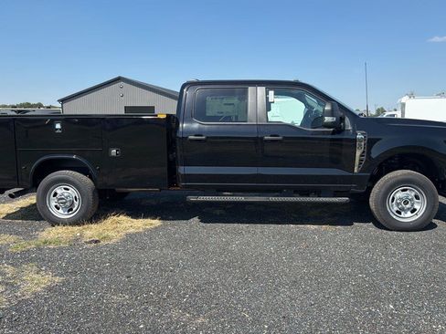 New 2026 Ford F350 XL w/ XL Chrome Package AWD/4WD image 6