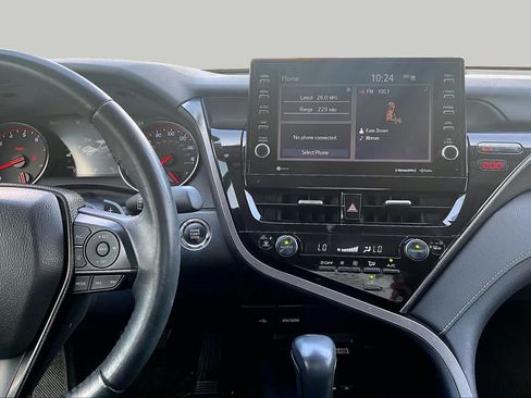 Used 2023 Toyota Camry XSE FWD image 7