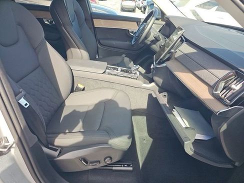 Used 2026 Volvo XC90 B6 Plus AWD/4WD image 10