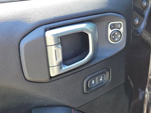 Used 2020 Jeep Wrangler Unlimited Rubicon AWD/4WD image 10
