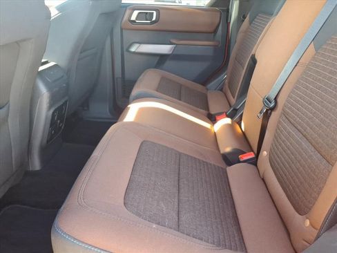 Used 2023 Ford Bronco Outer Banks image 12