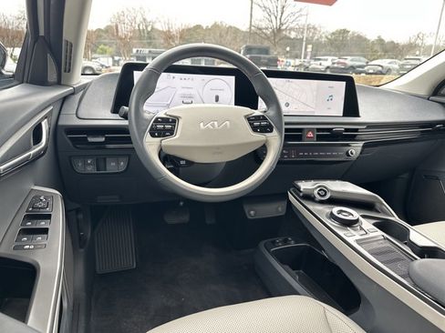 Used 2024 Kia EV6 Wind w/ Wind Technology Package image 27