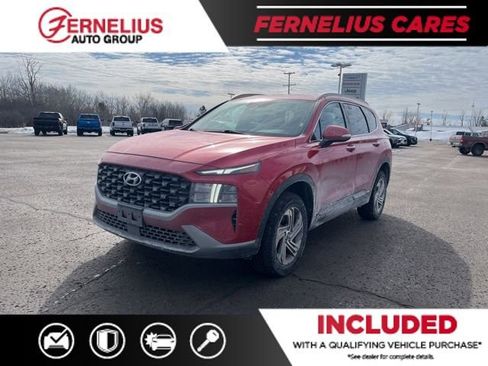 Used 2023 Hyundai Santa Fe SEL image 2