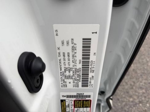 Used 2026 Toyota Tundra Platinum AWD/4WD image 31