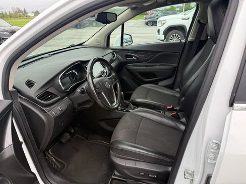 Certified 2021 Buick Encore Preferred AWD/4WD image 9