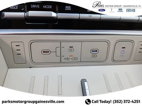 New 2025 Hyundai Santa Fe Calligraphy image 24