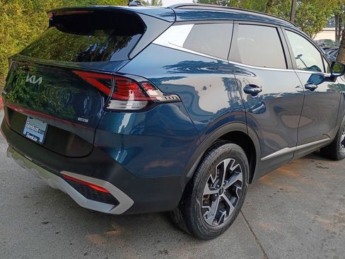 Used 2023 Kia Sportage EX w/ EX Premium Package AWD/4WD image 4