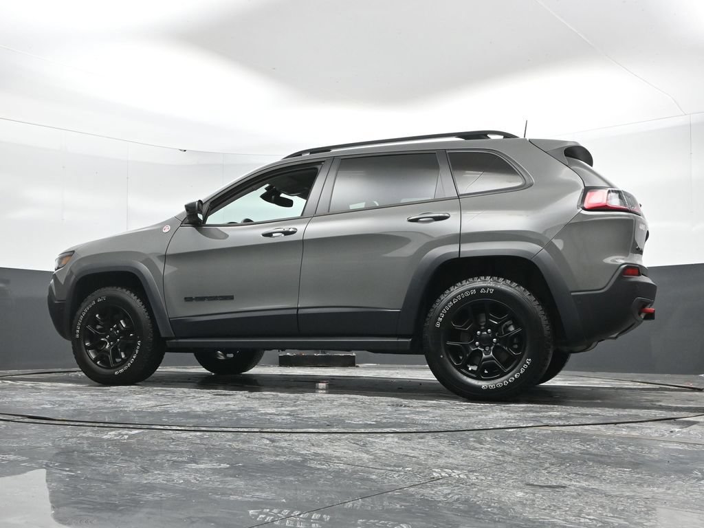 Used 2023 Jeep Cherokee Trailhawk w/ Trailer Tow Group AWD/4WD image 51