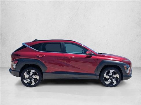 Used 2024 Hyundai Kona Limited AWD/4WD image 4