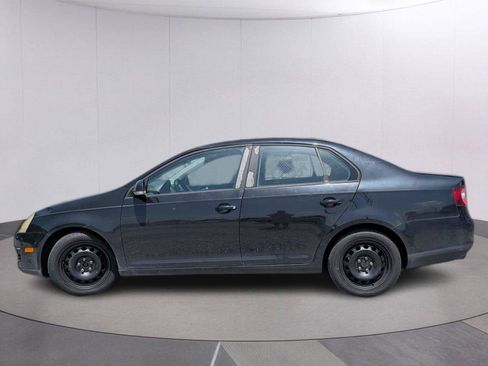 Used 2009 Volkswagen Jetta S FWD image 2