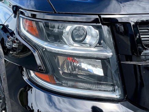Used 2016 Chevrolet Suburban LTZ image 32