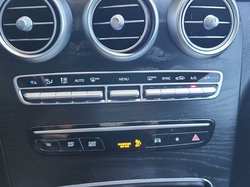 Used 2021 Mercedes-Benz GLC 300 image 19
