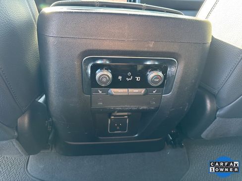 Used 2025 GMC Yukon Denali image 44