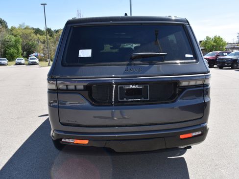 New 2026 Jeep Grand Wagoneer 4WD image 8