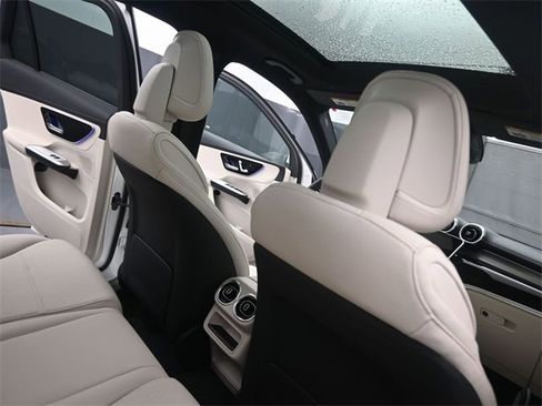 New 2025 Mercedes-Benz GLC 300 image 25