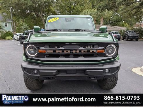 Used 2024 Ford Bronco Outer Banks image 7