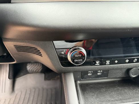 Used 2025 Mitsubishi Outlander ES AWD/4WD image 30