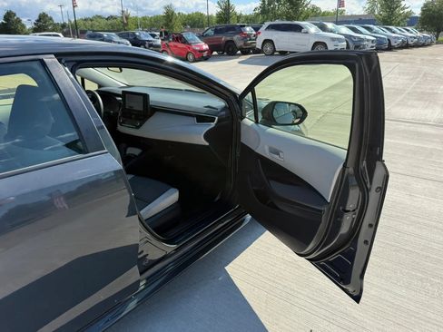 Used 2024 Toyota Corolla LE w/ LE Convenience Package AWD/4WD image 23
