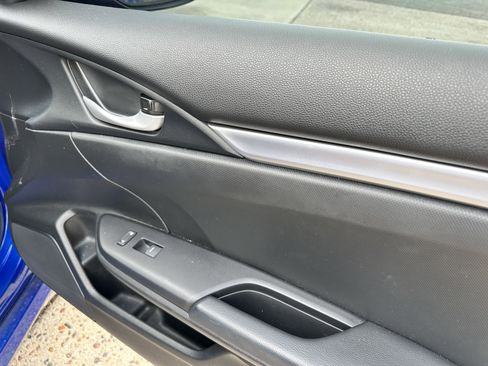 Used 2019 Honda Civic Sport image 23