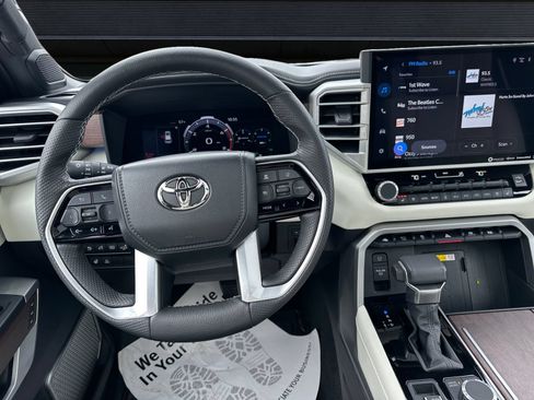 Used 2023 Toyota Sequoia Capstone AWD/4WD image 4