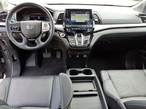 Used 2022 Honda Odyssey Touring image 17