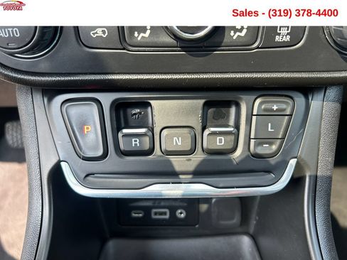 Used 2018 GMC Terrain Denali w/ Advanced Safety Package AWD/4WD image 23