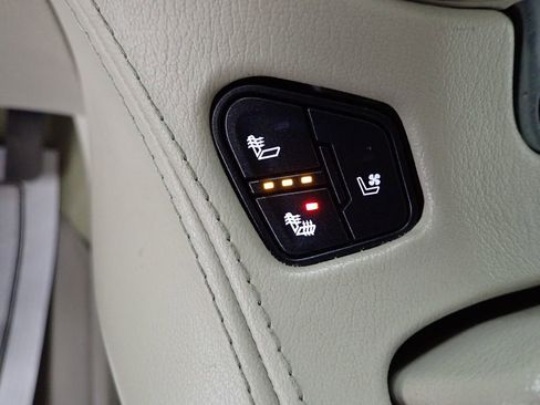 Used 2017 GMC Yukon Denali w/ Open Road Package image 4