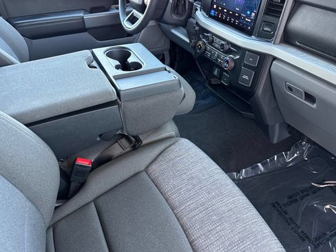 Used 2024 Ford F250 XLT w/ XLT Premium Package AWD/4WD image 16