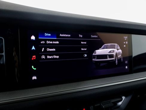 New 2026 Porsche Cayenne S image 14