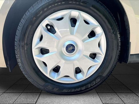 Used 2016 Ford Transit Connect XLT FWD image 8
