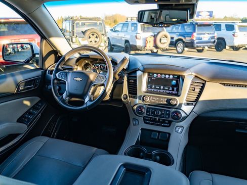 Used 2019 Chevrolet Tahoe LT image 20