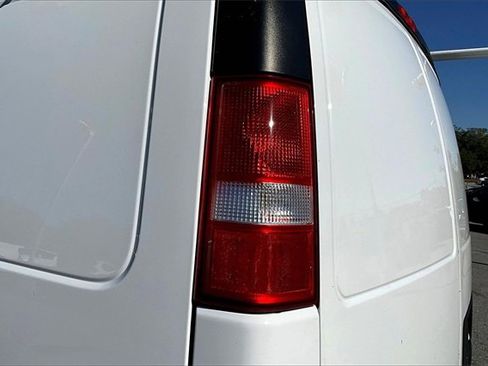 Used 2022 Chevrolet Express 3500 Extended w/ Driver Convenience Package image 19