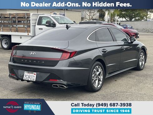 Certified 2022 Hyundai Sonata SEL w/ Convenience Package FWD image 6