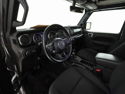 Used 2021 Jeep Wrangler Unlimited Sport image 9