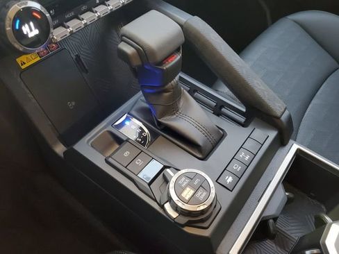 New 2026 Toyota Tacoma TRD Off-Road AWD/4WD image 36