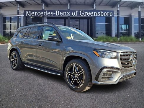 New 2026 Mercedes-Benz GLS 450 4MATIC image 2
