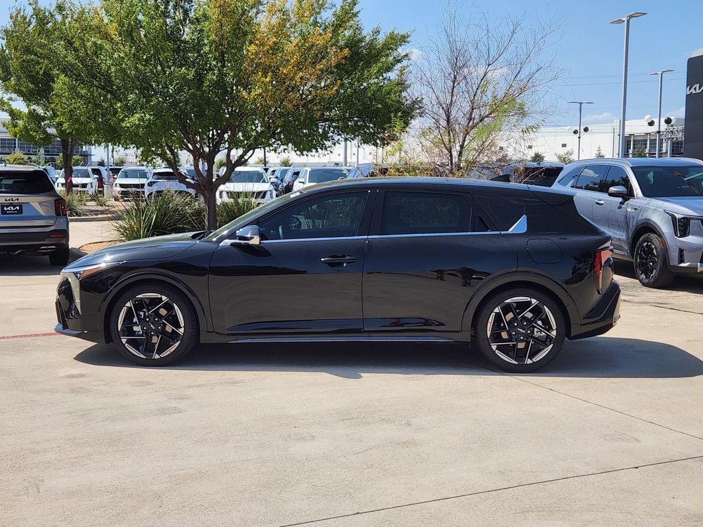 New 2026 Kia K4 GT-Line FWD image 3