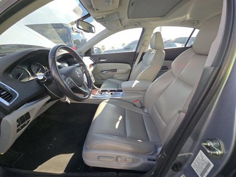 Used 2017 Cadillac XT5 Premium Luxury w/ Driver Assist Package image 11