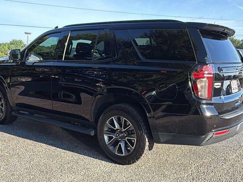 Used 2023 Chevrolet Tahoe Z71 w/ Luxury Package AWD/4WD image 11