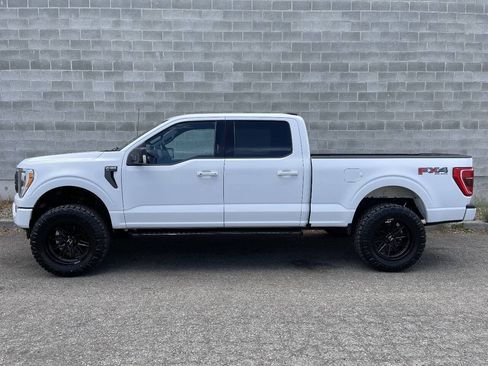 Used 2022 Ford F150 XLT w/ Equipment Group 302A High AWD/4WD image 16