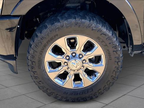 Used 2022 RAM 3500 Limited image 11