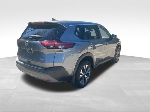 Used 2023 Nissan Rogue SV AWD/4WD image 5