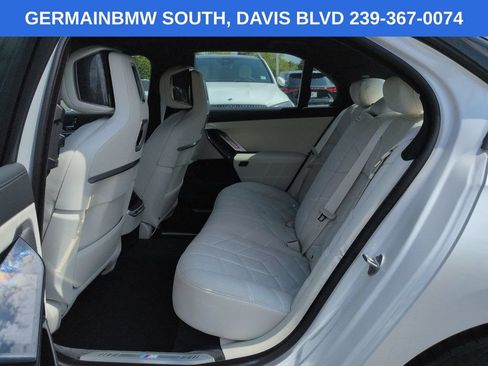 Certified 2025 BMW 760i xDrive AWD/4WD image 15