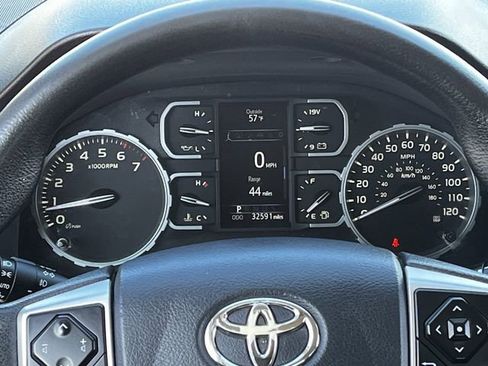 Used 2019 Toyota Tundra SR5 w/ SR5 Upgrade Package AWD/4WD image 13