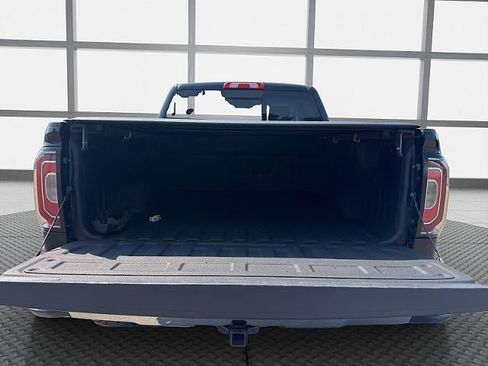 Used 2017 GMC Sierra 1500 SLT AWD/4WD image 39