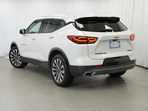 Used 2025 Chevrolet Blazer Premier w/ Driver Confidence II Package AWD/4WD image 5