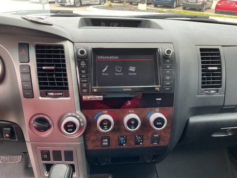 Used 2013 Toyota Tundra Platinum AWD/4WD image 21