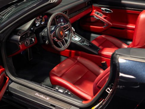 Used 2017 Porsche 911 Turbo S AWD/4WD image 2