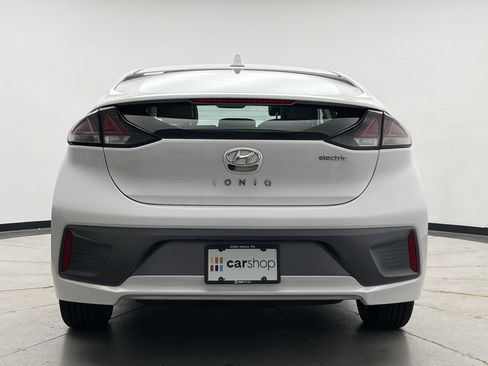 Used 2020 Hyundai Ioniq Limited FWD image 4